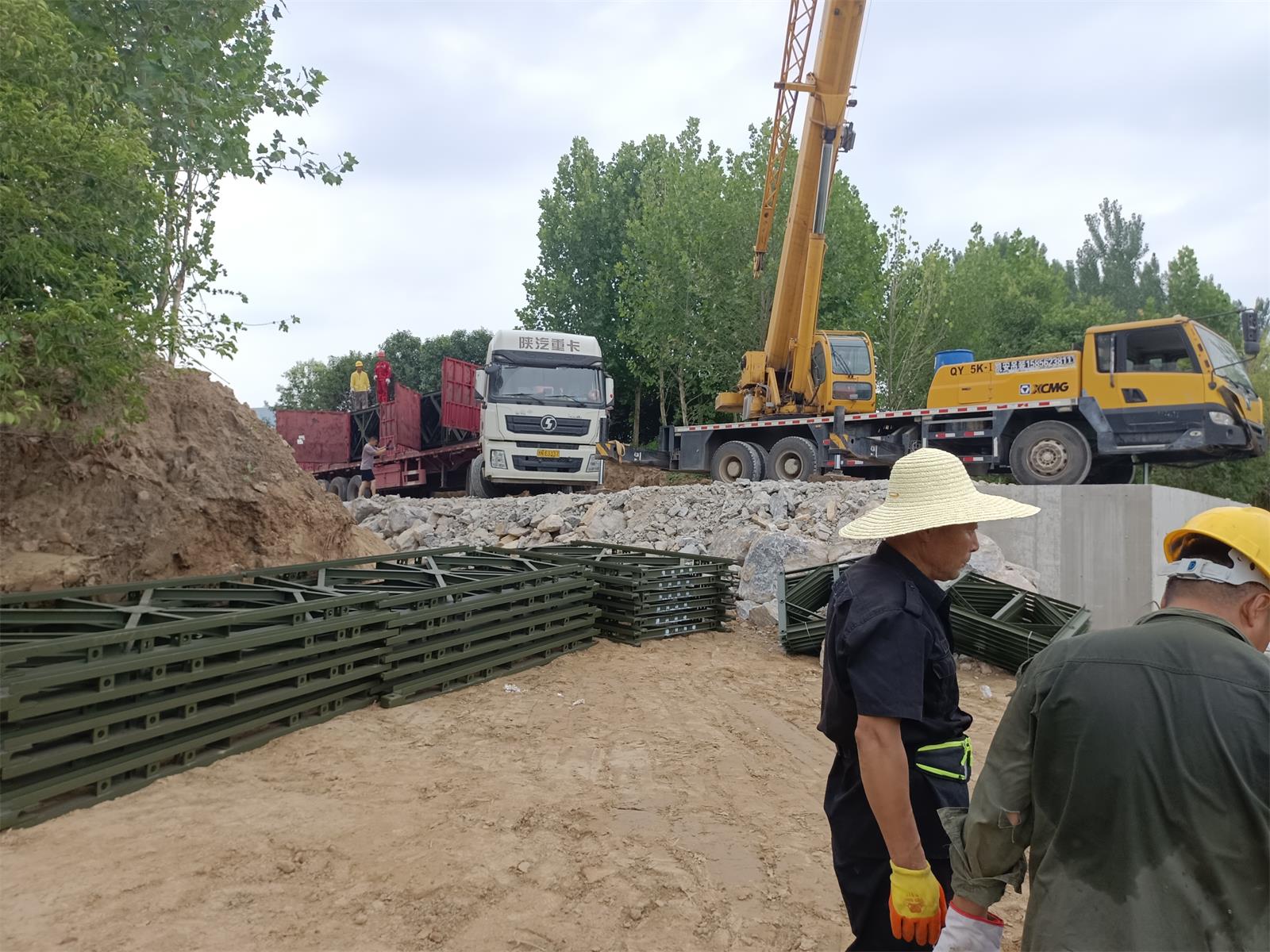 湖南浩潤路橋機(jī)械有限公司,郴州公路鋼橋設(shè)計制造加工,郴州鋼管樁橋梁設(shè)計制造加工